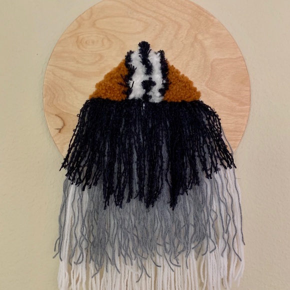 Tapestry attached to wood round - Picture 2 of 4